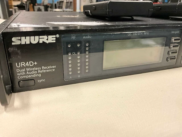 Shure ur4d+ draadloze zenderset - afbeelding 4 van  7