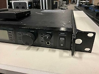 Shure ur4d+ draadloze zenderset - afbeelding 5 van  7