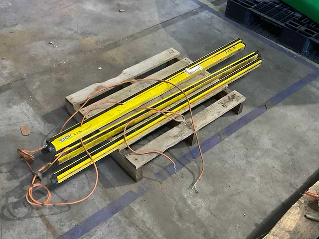 Sick c2000 licht strips (6x) - afbeelding 1 van  4