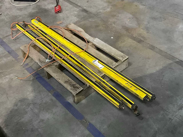 Sick c2000 licht strips (6x) - afbeelding 2 van  4