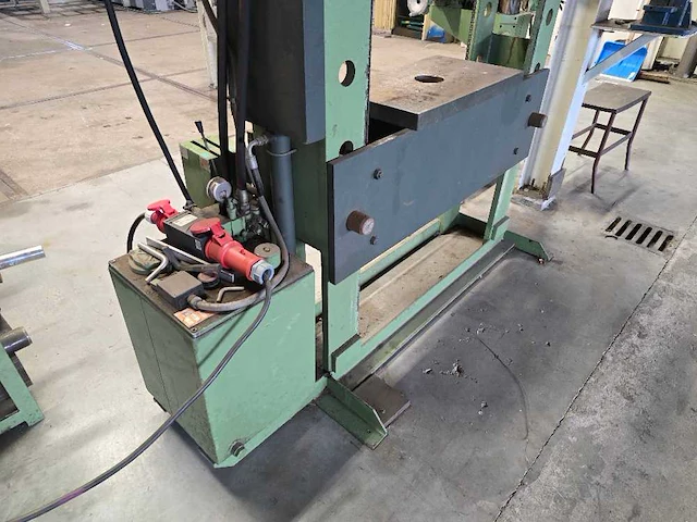 Sicmi - 1998 - pff-v - hydraulische pers - afbeelding 4 van  19