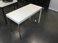 Side-table met afmeting 110 x 50 x 68 cm. - afbeelding 2 van  2