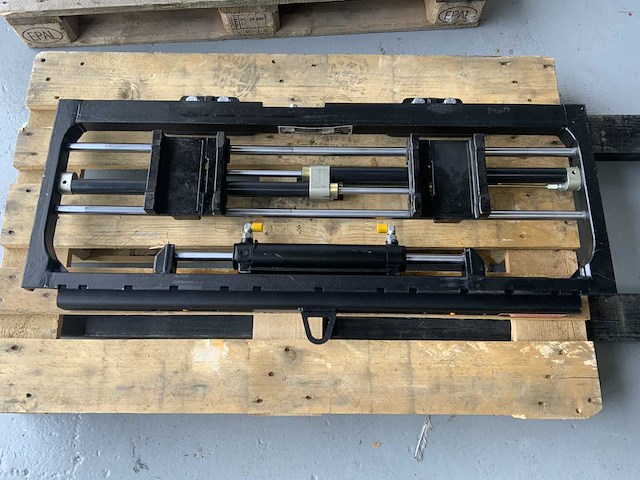 Sideshift vorkversteller - heftruck toebehoren fem 2 2.5t - afbeelding 4 van  4