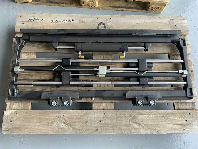 Sideshift vorkversteller - heftruck toebehoren fem 2 2.5t - afbeelding 3 van  4