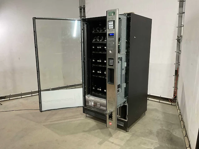 Siellatt combimat - snoep en drankautomaat - afbeelding 4 van  12
