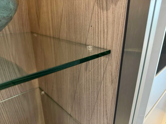 Siematic - glazen kast - afbeelding 3 van  5