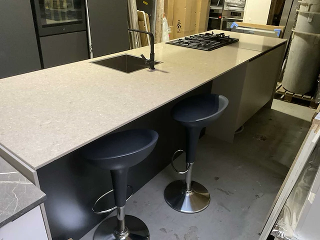 Siematic keukenopstelling inclusief apparatuur - afbeelding 37 van  43