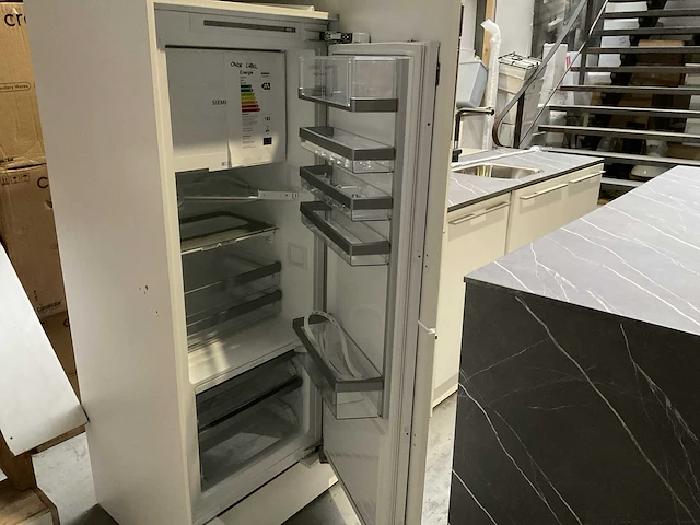 Siematic keukenopstelling inclusief apparatuur - afbeelding 9 van  21