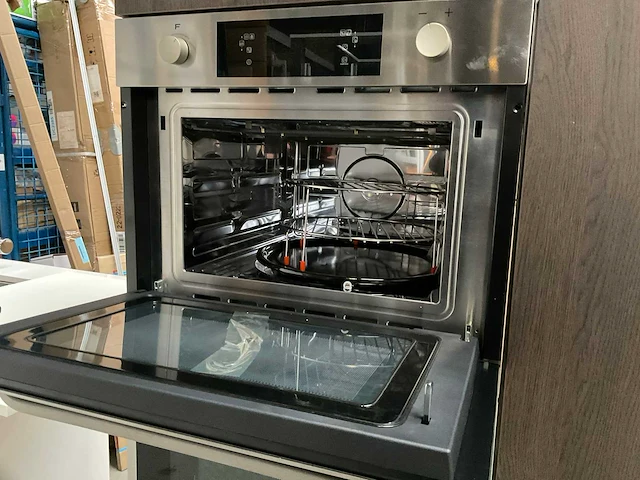 Siematic keukenopstelling inclusief apparatuur - afbeelding 28 van  32