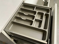 Siematic keukenopstelling inclusief apparatuur - afbeelding 8 van  32
