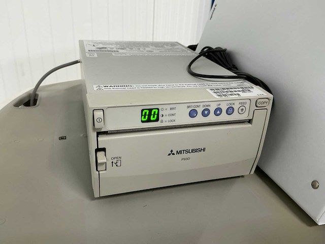 Siemens - acuson anteres - echo toestel - afbeelding 10 van  11