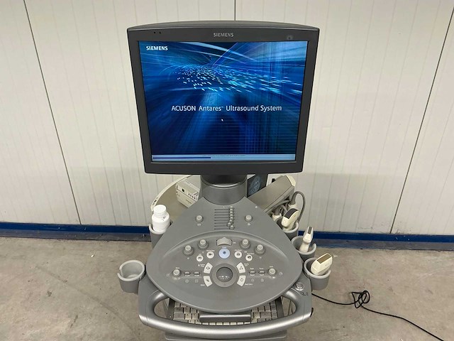 Siemens - acuson anteres - echo toestel - afbeelding 6 van  11