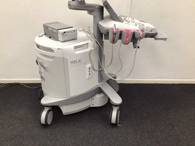 Siemens - acuson s1000 - echografietoestel - afbeelding 11 van  13