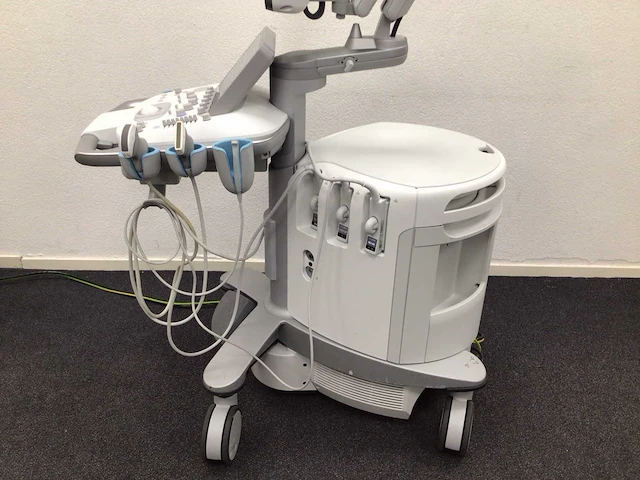 Siemens - acuson s2000 - echografietoestel - afbeelding 12 van  13