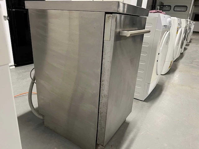 Siemens - bauknecht inbouw koelkast + siemens studenten vaatwasser + philips mixer - afbeelding 20 van  21