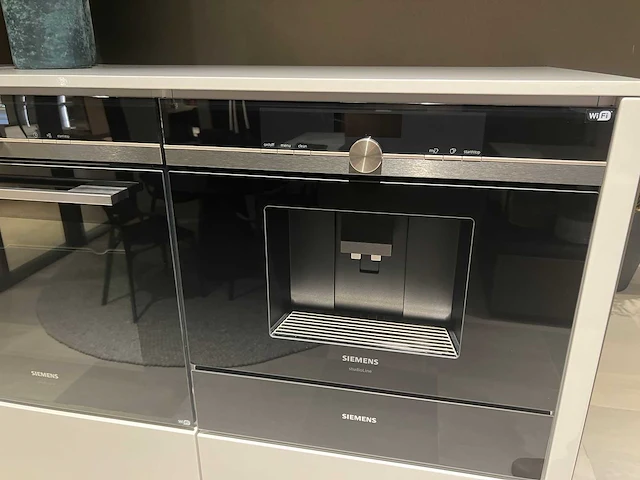 Siemens - ct836leb6 - koffiemachine - afbeelding 1 van  4