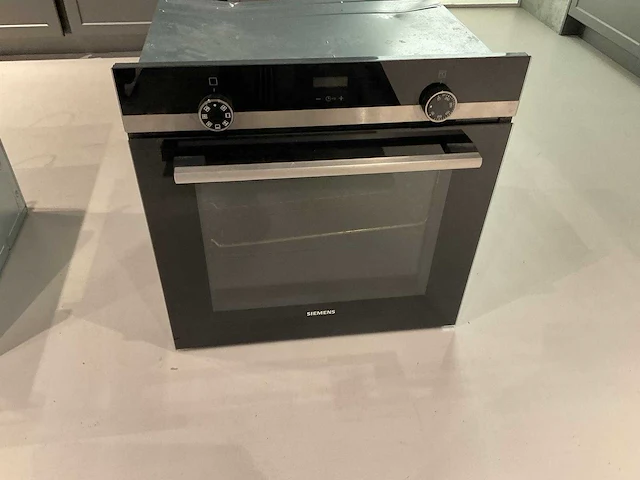 Siemens - hb513abr1 - oven - afbeelding 2 van  6