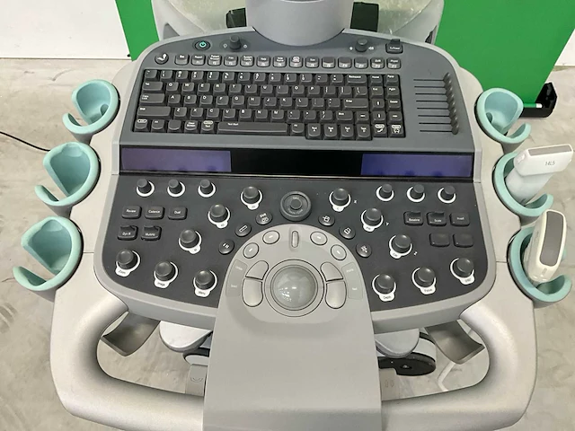Siemens - s2000 - ultrasoon apparaat - 2010 - afbeelding 9 van  15
