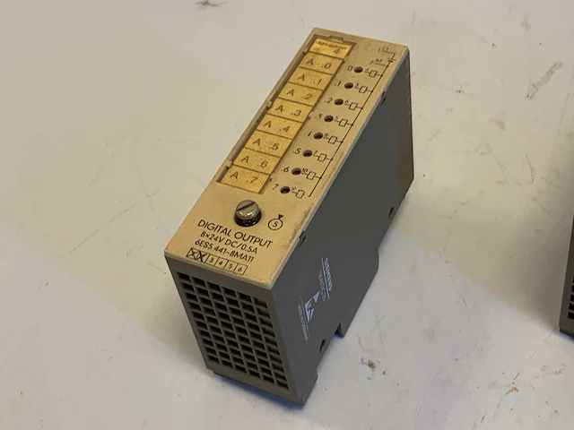 Siemens 6es5 441-8ma11 digital output module (9x) - afbeelding 20 van  24