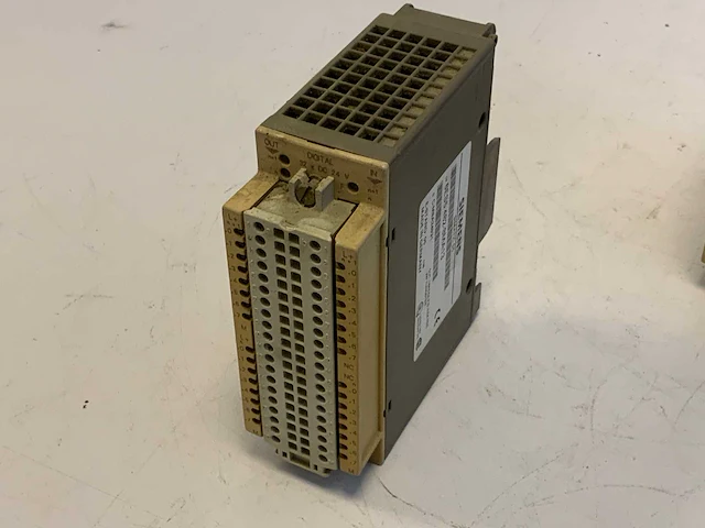 Siemens 6es5 482-8ma13 digital input module (11x) - afbeelding 9 van  35