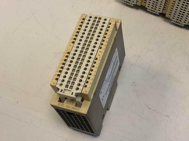 Siemens 6es5 482-8ma13 digital input module (11x) - afbeelding 31 van  35