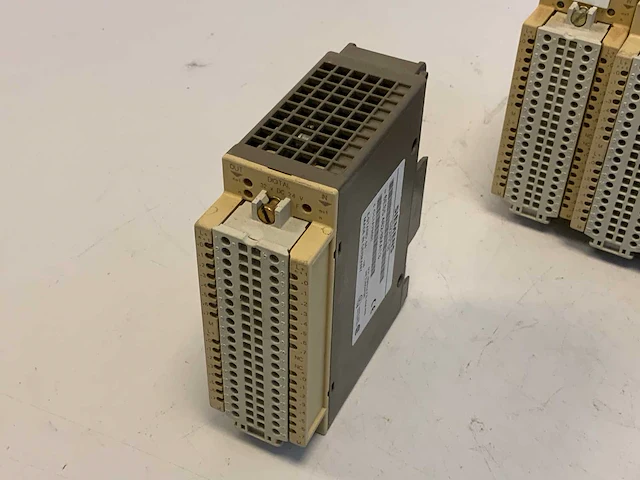 Siemens 6es5 482-8ma13 digital input module (11x) - afbeelding 34 van  35
