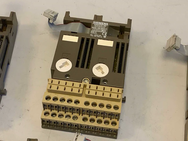 Siemens 6es5 700-8ma11 bus module (10x) - afbeelding 16 van  21