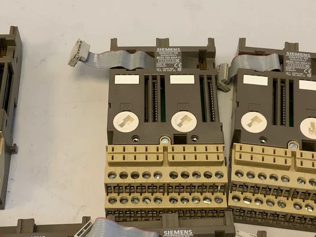 Siemens 6es5 700-8ma11 bus module (10x) - afbeelding 18 van  21