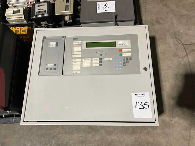Siemens cerberus alarmerings bedieningskast - afbeelding 1 van  3