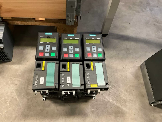 Siemens cu240e-2 pn frequentieregelaar (3x) - afbeelding 2 van  5
