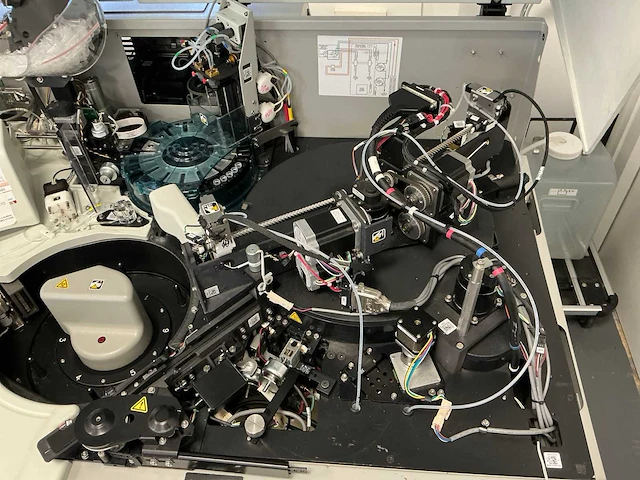 Siemens dimension exl 200 biochemie analyse apparaat - afbeelding 6 van  23