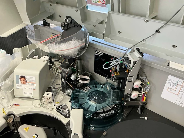 Siemens dimension exl 200 biochemie analyse apparaat - afbeelding 7 van  23