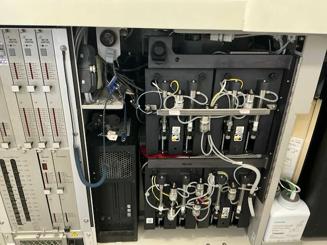 Siemens dimension exl 200 biochemie analyse apparaat - afbeelding 21 van  23