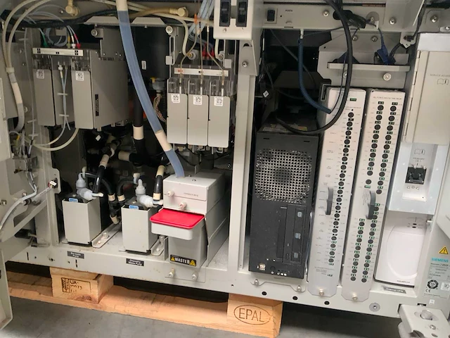 Siemens dimension vista 1500 intelligent laboratoriumsysteem - afbeelding 13 van  14