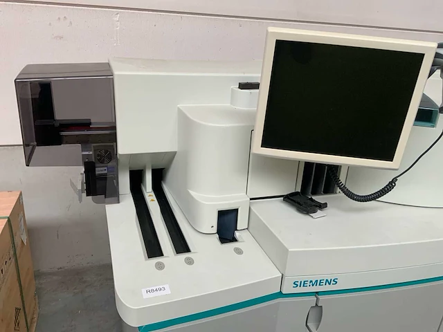 Siemens dimension vista 1500 intelligent laboratoriumsysteem - afbeelding 10 van  15