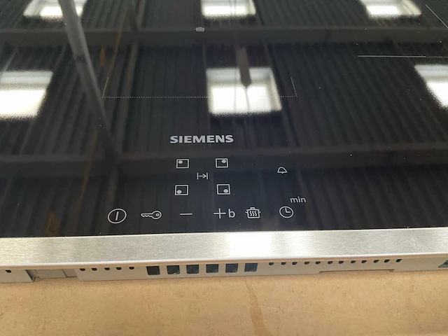 Siemens eh845bfb5e inbouw 4-zone inductiekookplaat - afbeelding 3 van  4