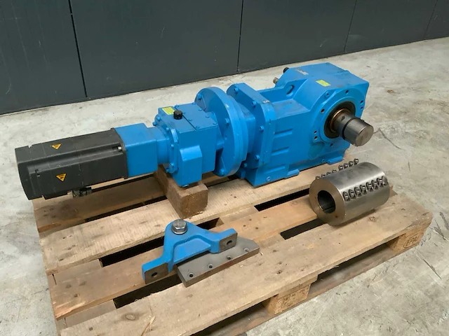 Siemens elektromotor aandrijving - afbeelding 1 van  5