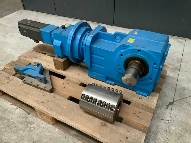 Siemens elektromotor aandrijving - afbeelding 2 van  5