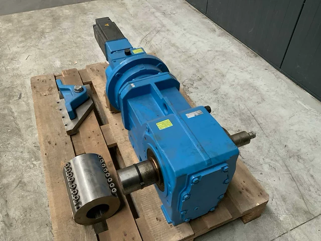 Siemens elektromotor aandrijving - afbeelding 3 van  5