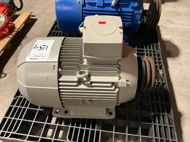 Siemens elektromotor - afbeelding 2 van  6