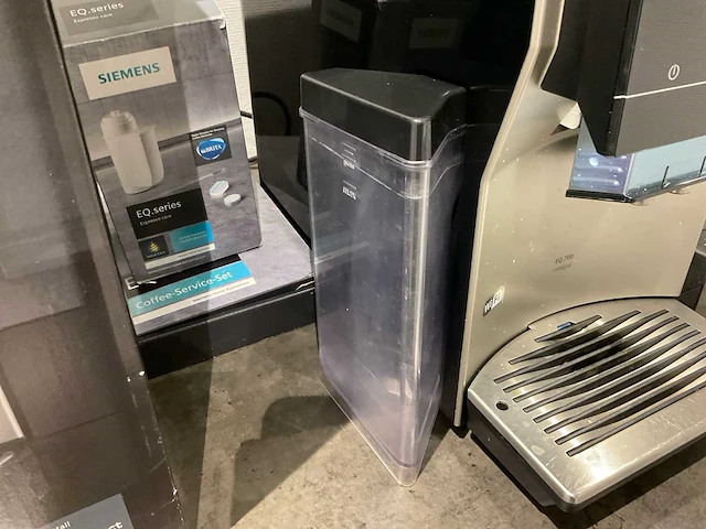 Siemens eq700 integral koffiemachine - afbeelding 4 van  7