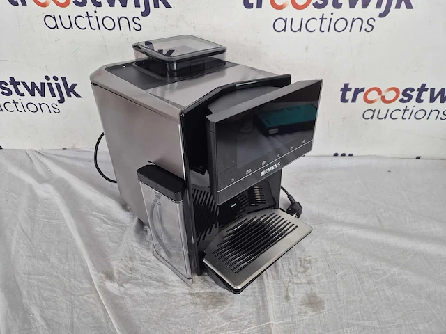 Siemens eq900 tq903r09 - volautomatische espressomachine - zwart - afbeelding 3 van  3