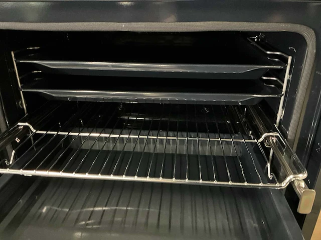 Siemens hb875g5.1 studio line inbouw oven - afbeelding 6 van  7