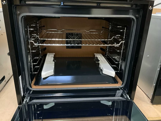 Siemens he517abs0/87 inbouw oven en elektrische kookplaat - afbeelding 7 van  10