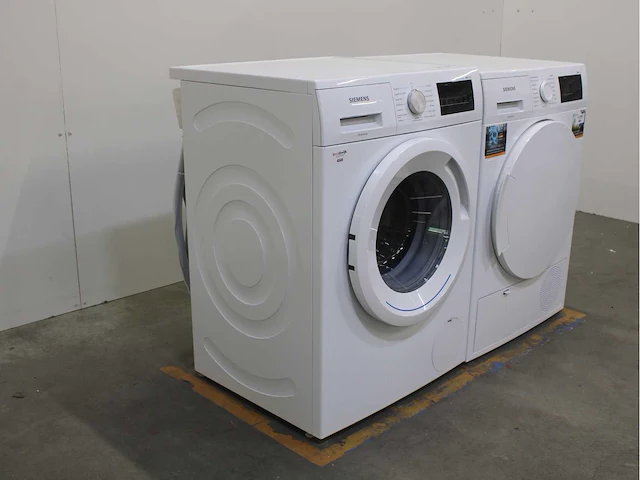 Siemens iq300 isensoric aquastop iqdrive wasmachine & siemens iq300 isensoric wasdroger - afbeelding 4 van  6