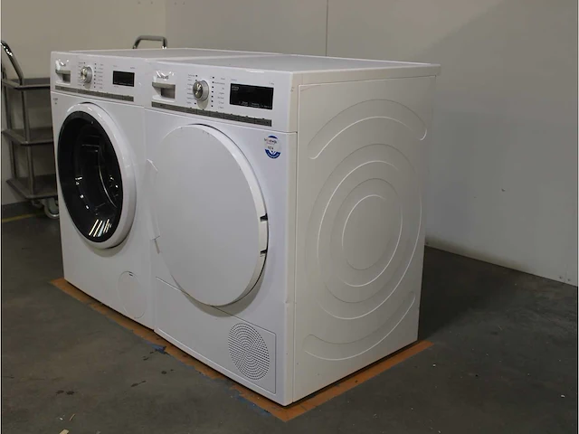 Siemens iq700 isensoric aquastop wasmachine & siemens iq700 isensoric selfcleaning condenser droger - afbeelding 7 van  8