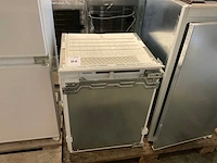 Siemens kg givv8a inbouw vriezer - afbeelding 3 van  3