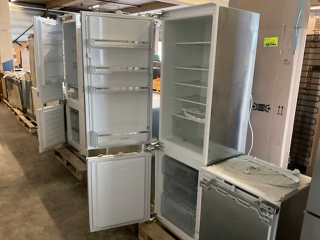 Siemens kg kivv34a inbouw koelvriescombinatie - afbeelding 1 van  6