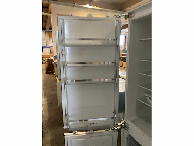 Siemens kg kivv34a inbouw koelvriescombinatie - afbeelding 5 van  6