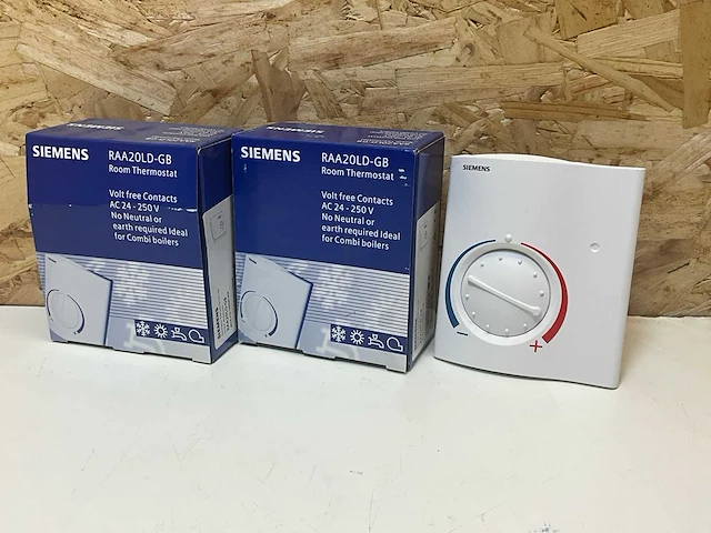 Siemens raa20ld-gb thermostaat (2x) - afbeelding 1 van  4